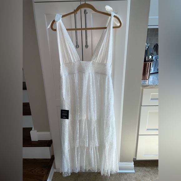 White Swiss dot tie strap tiered midi dress NWT - Picture 9 of 9
